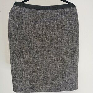 NWOT Ann Taylor Tweed Pencil Skirt with Leather Trim sz 4P